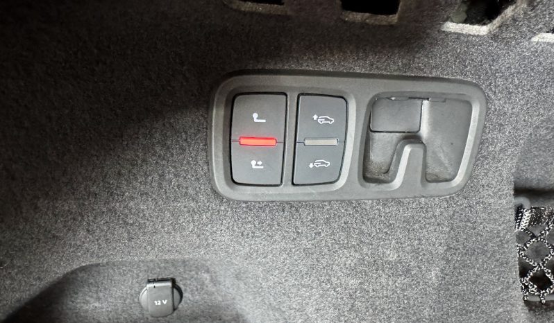 
								AUDI RSQ8 4.0 v8 TFSI 600 ch QUATTRO PACK RS DYNAMIC full									