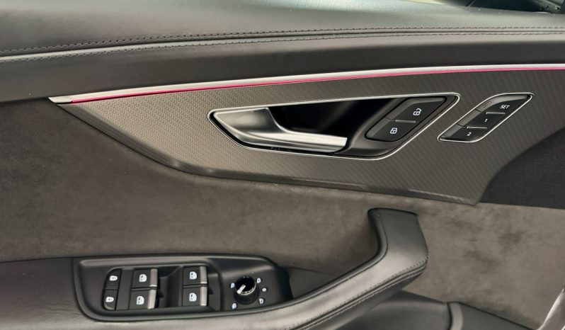 
								AUDI RSQ8 4.0 v8 TFSI 600 ch QUATTRO PACK RS DYNAMIC full									