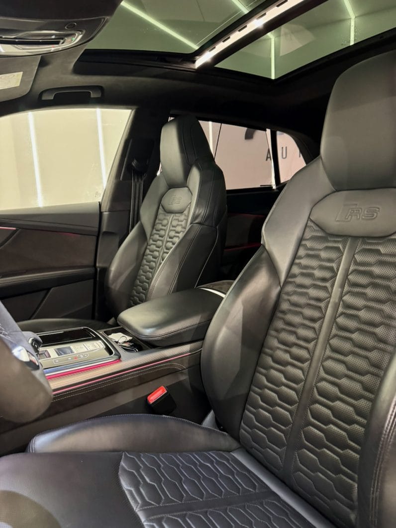 
								AUDI RSQ8 4.0 v8 TFSI 600 ch QUATTRO PACK RS DYNAMIC full									