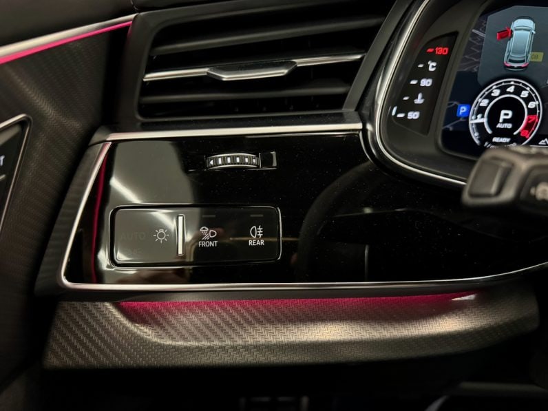 
								AUDI RSQ8 4.0 v8 TFSI 600 ch QUATTRO PACK RS DYNAMIC full									