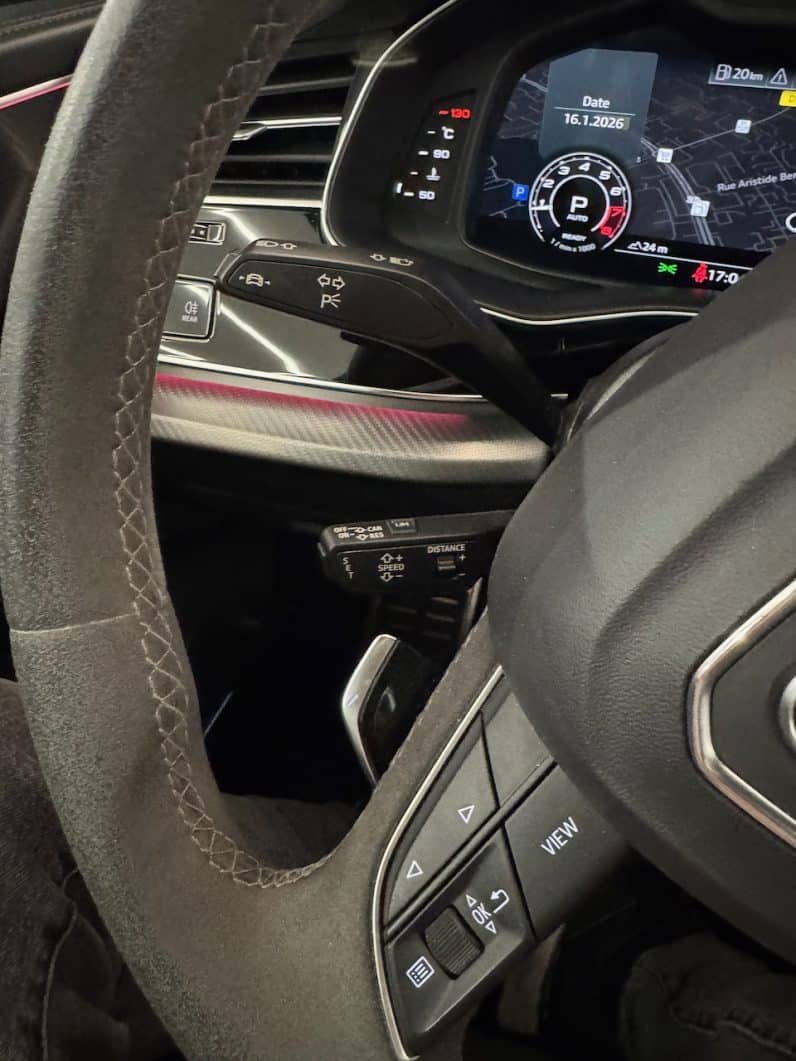 
								AUDI RSQ8 4.0 v8 TFSI 600 ch QUATTRO PACK RS DYNAMIC full									