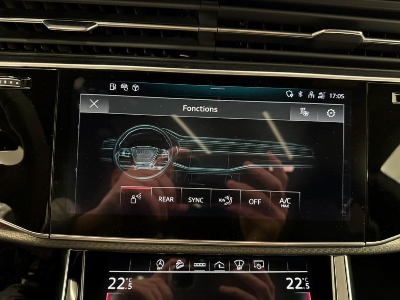 
								AUDI RSQ8 4.0 v8 TFSI 600 ch QUATTRO PACK RS DYNAMIC full									