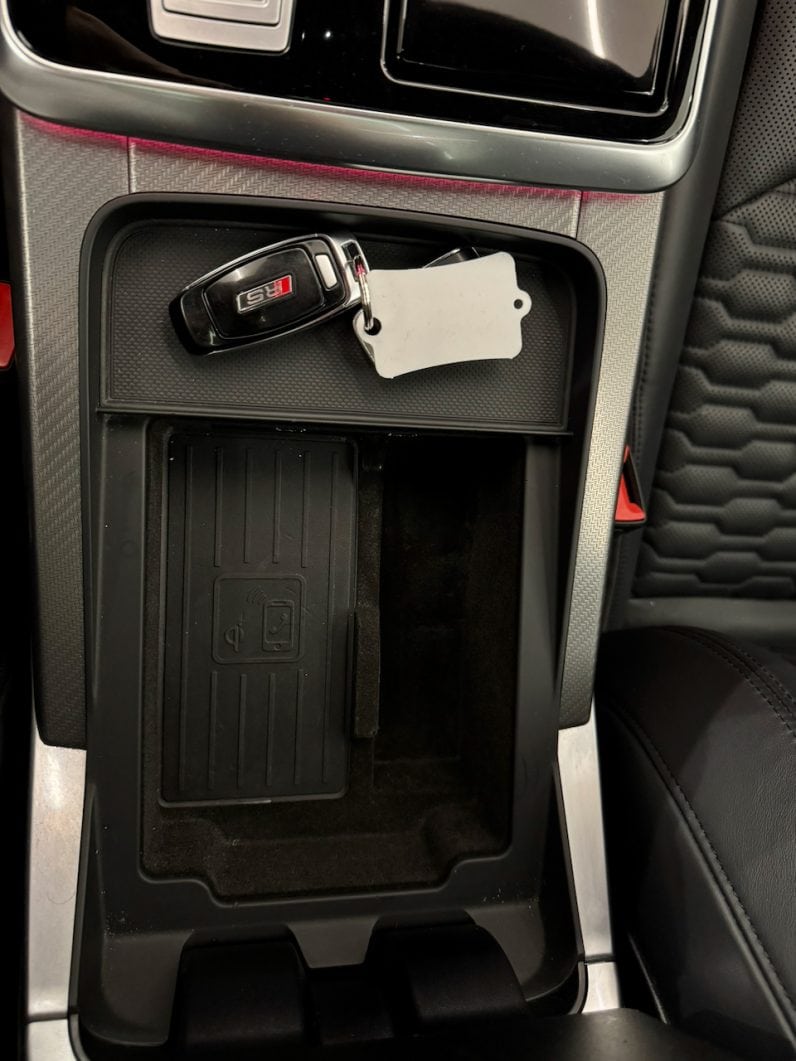 
								AUDI RSQ8 4.0 v8 TFSI 600 ch QUATTRO PACK RS DYNAMIC full									