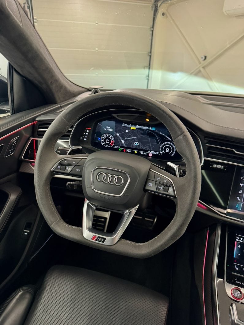 
								AUDI RSQ8 4.0 v8 TFSI 600 ch QUATTRO PACK RS DYNAMIC full									