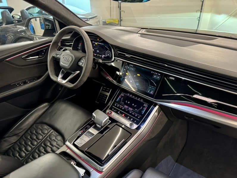 
								AUDI RSQ8 4.0 v8 TFSI 600 ch QUATTRO PACK RS DYNAMIC full									