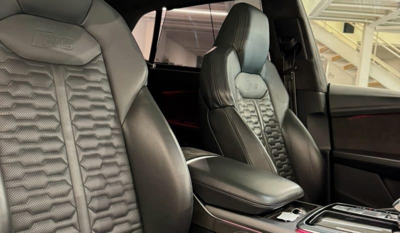 
								AUDI RSQ8 4.0 v8 TFSI 600 ch QUATTRO PACK RS DYNAMIC full									