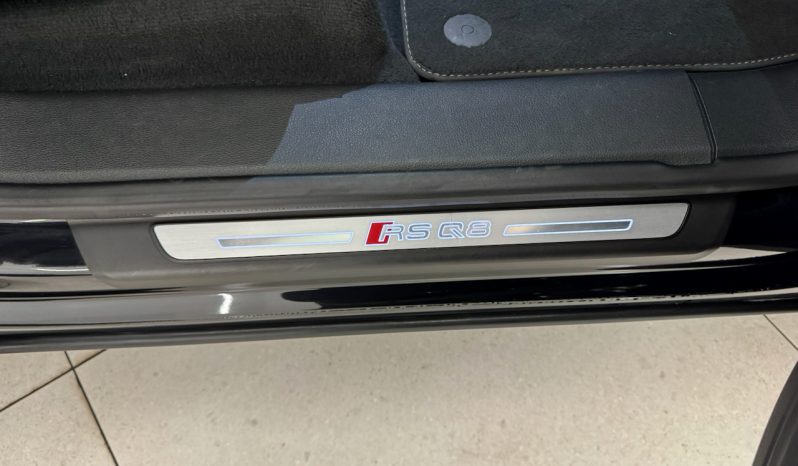 
								AUDI RSQ8 4.0 v8 TFSI 600 ch QUATTRO PACK RS DYNAMIC full									