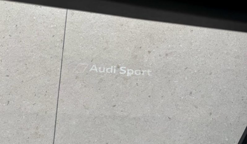 
								AUDI TT III RS phase 2 full									