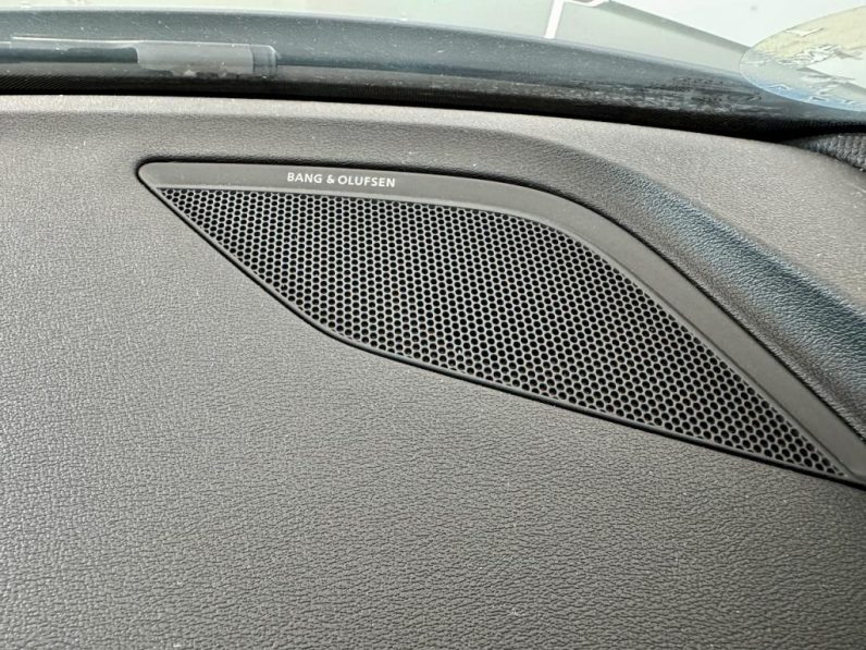 
								AUDI TT III RS phase 2 full									