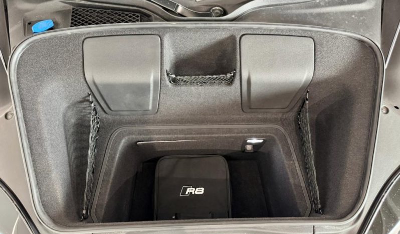 
								AUDI R8 II phase 2 full									