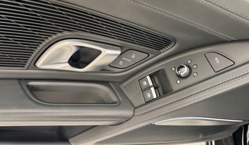 
								AUDI R8 II phase 2 full									