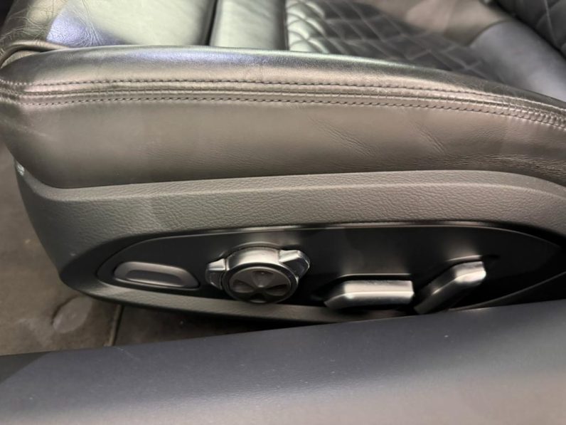 
								AUDI R8 II phase 2 full									