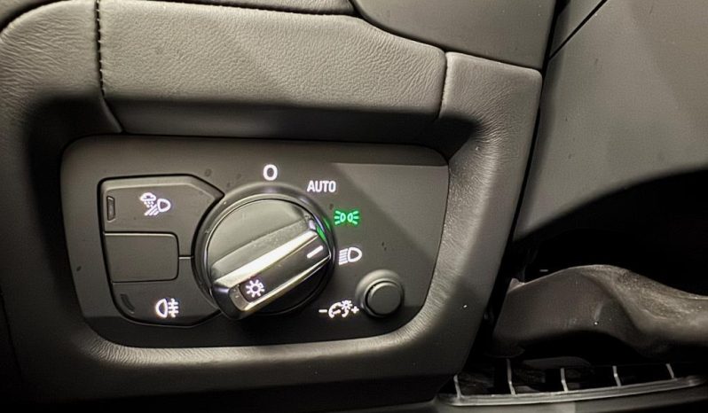 
								AUDI R8 II phase 2 full									