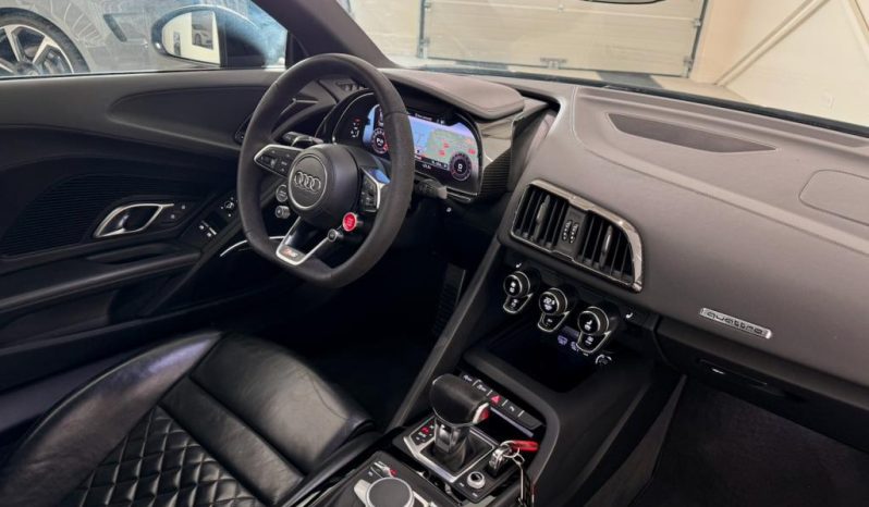 
								AUDI R8 II phase 2 full									