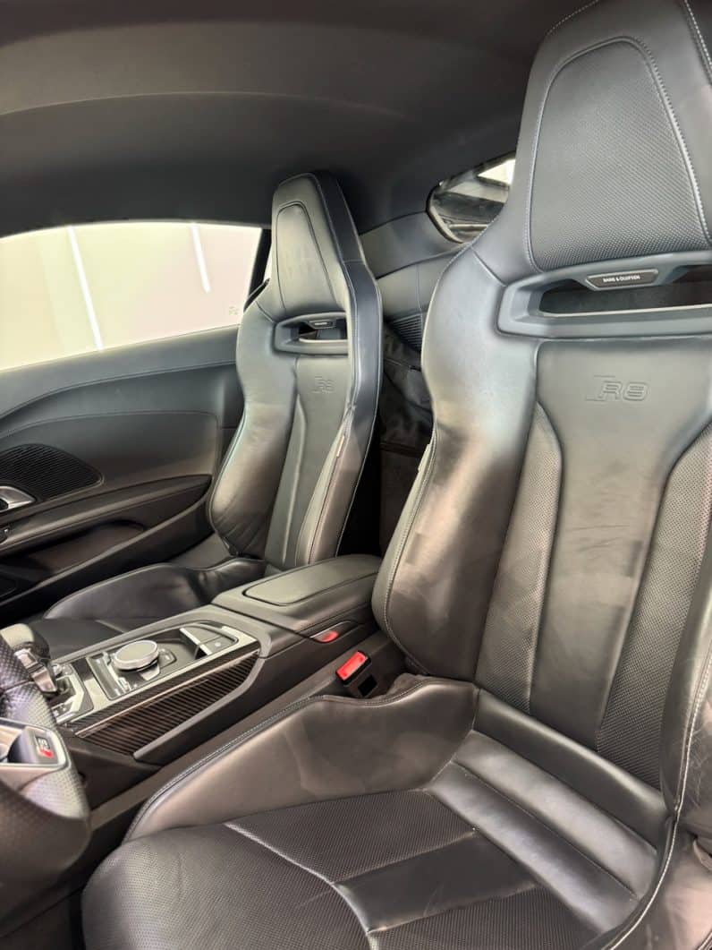 
								AUDI R8 II 5.2 V10 PLUS FSI 610 QUATTRO S TRONIC full									