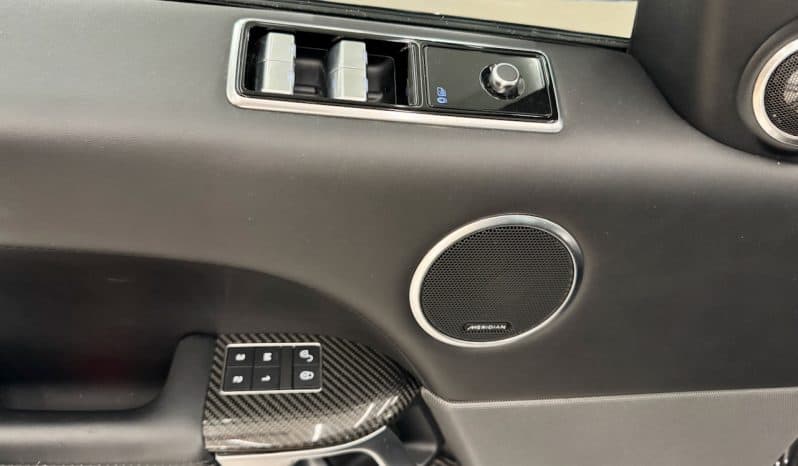 
								LAND ROVER RANGE ROVER SPORT II phase 2 SVR 5.0 V8 575 CH full									