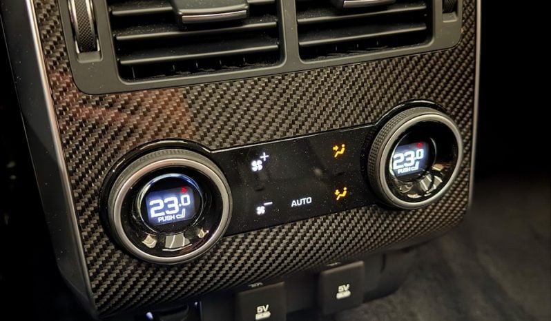 
								LAND ROVER RANGE ROVER SPORT II phase 2 SVR 5.0 V8 575 CH full									