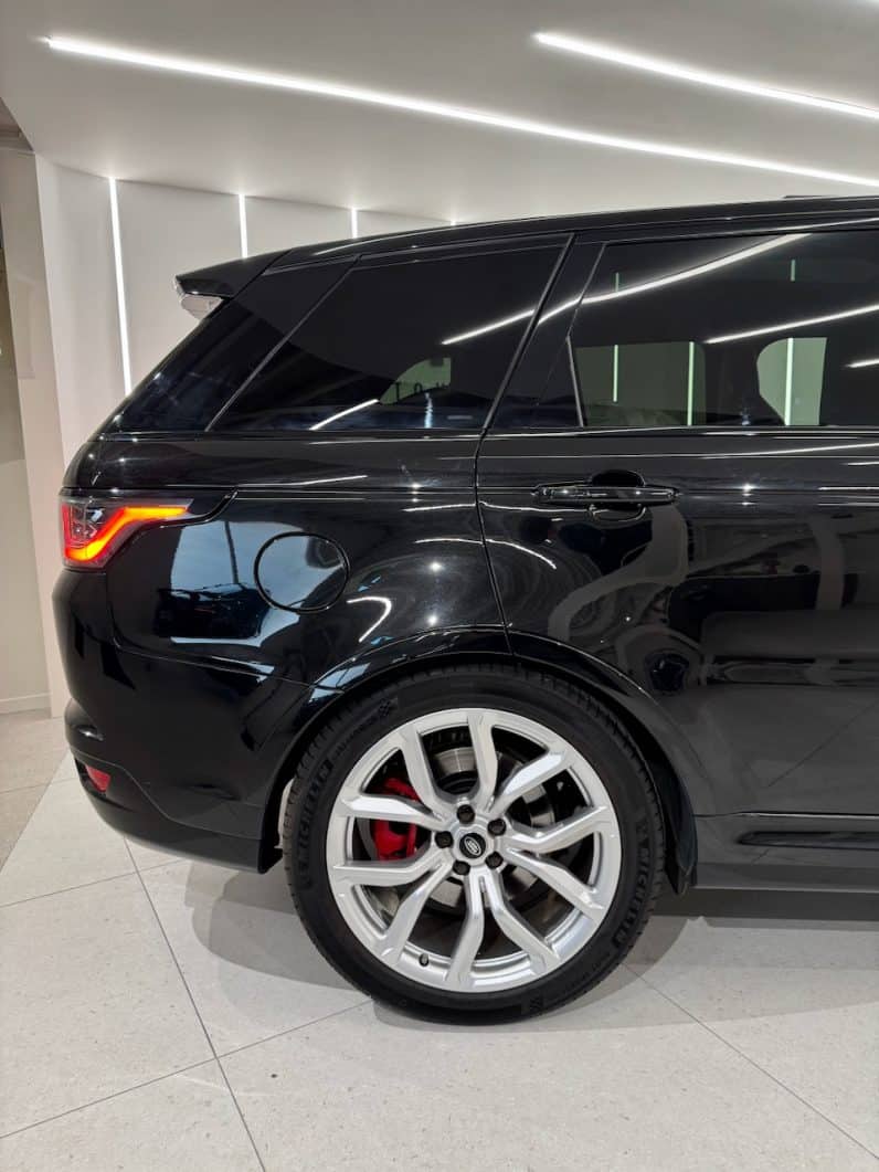 
								LAND ROVER RANGE ROVER SPORT II phase 2 SVR 5.0 V8 575 CH full									