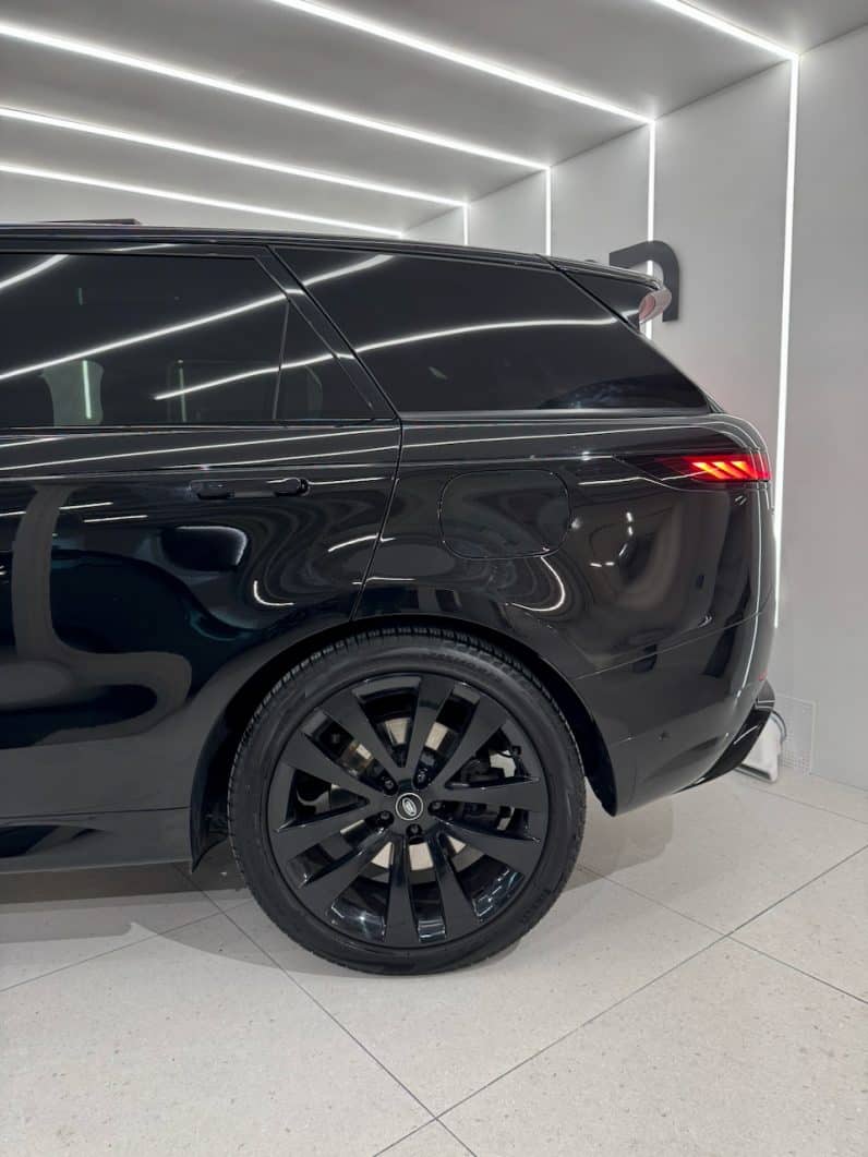 
								LAND ROVER RANGE ROVER SPORT III 3.0 510 AUTOBIOGRAPHY full									