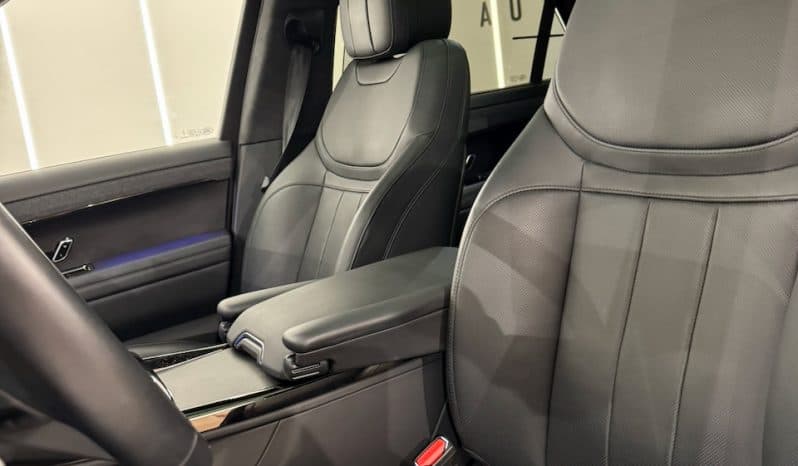 
								LAND ROVER RANGE ROVER SPORT III 3.0 510 AUTOBIOGRAPHY full									