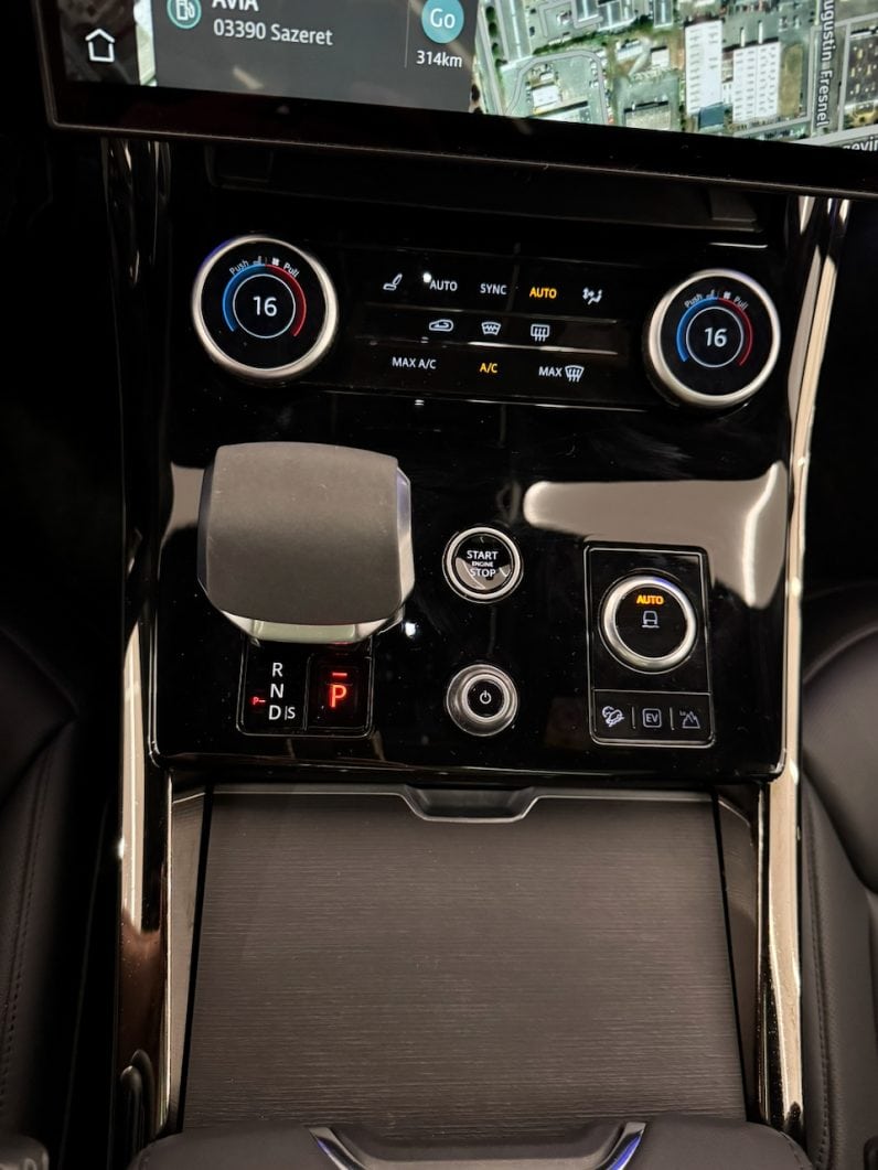 
								LAND ROVER RANGE ROVER SPORT III 3.0 510 AUTOBIOGRAPHY full									