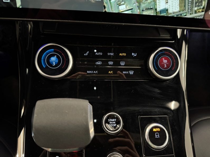 
								LAND ROVER RANGE ROVER SPORT III 3.0 510 AUTOBIOGRAPHY full									