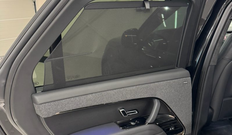 
								LAND ROVER RANGE ROVER SPORT III 3.0 510 AUTOBIOGRAPHY full									