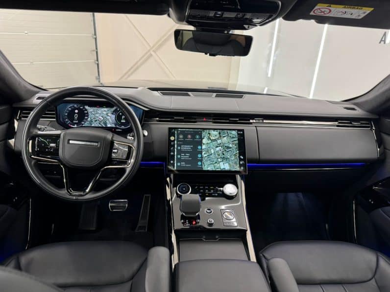 
								LAND ROVER RANGE ROVER SPORT III 3.0 510 AUTOBIOGRAPHY full									