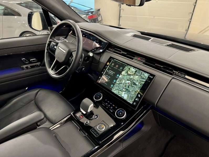 
								LAND ROVER RANGE ROVER SPORT III 3.0 510 AUTOBIOGRAPHY full									