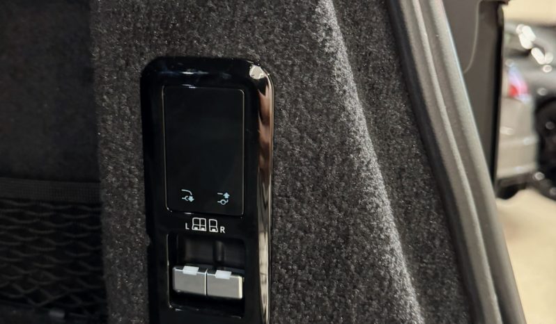 
								LAND ROVER RANGE ROVER SPORT III 3.0 510 AUTOBIOGRAPHY full									