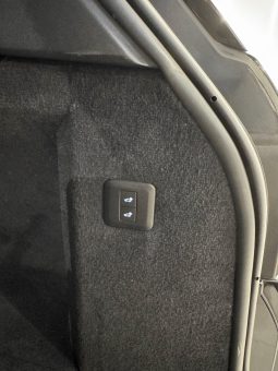 
										LAND ROVER RANGE ROVER SPORT II phase 2 SVR 5.0 V8 575 CH full									