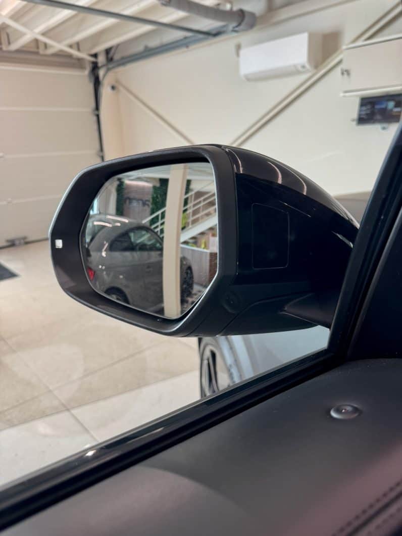 
								AUDI RSQ8 4.0 v8 TFSI 600 ch QUATTRO PACK RS DYNAMIC full									