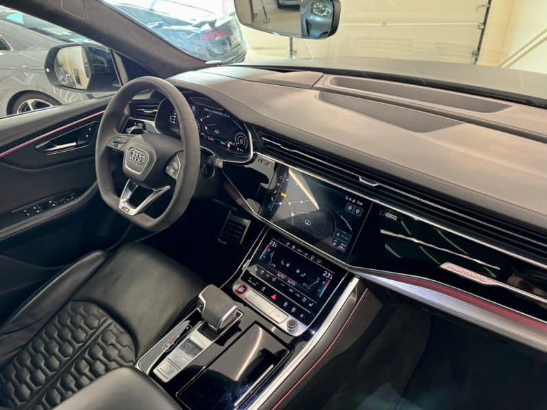 
								AUDI RSQ8 4.0 v8 TFSI 600 ch QUATTRO PACK RS DYNAMIC full									