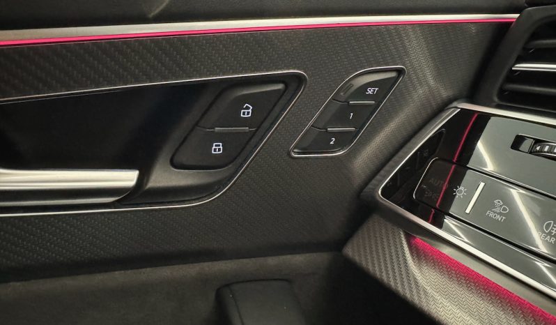 
								AUDI RSQ8 4.0 v8 TFSI 600 ch QUATTRO PACK RS DYNAMIC full									