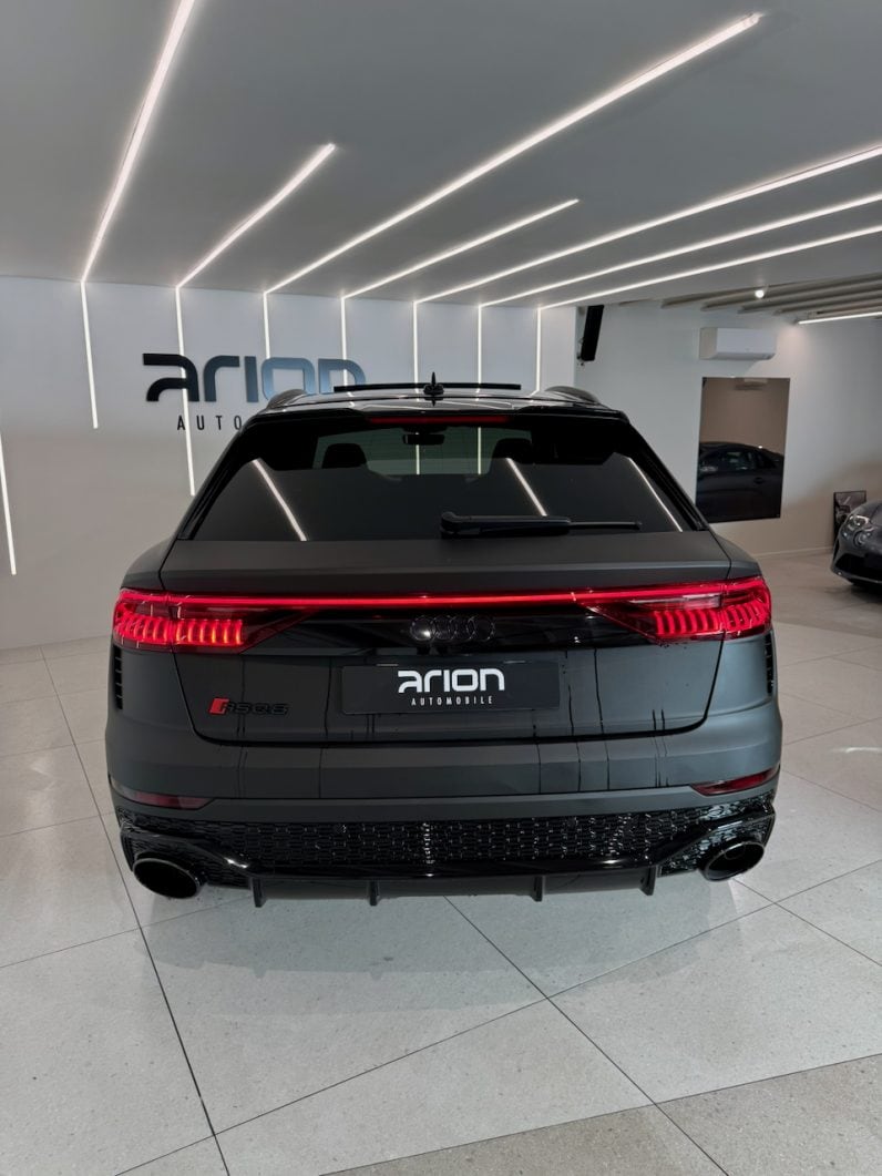 
								AUDI RSQ8 4.0 v8 TFSI 600 ch QUATTRO PACK RS DYNAMIC full									