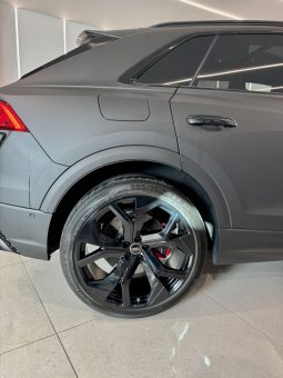 
										AUDI RSQ8 4.0 v8 TFSI 600 ch QUATTRO PACK RS DYNAMIC full									