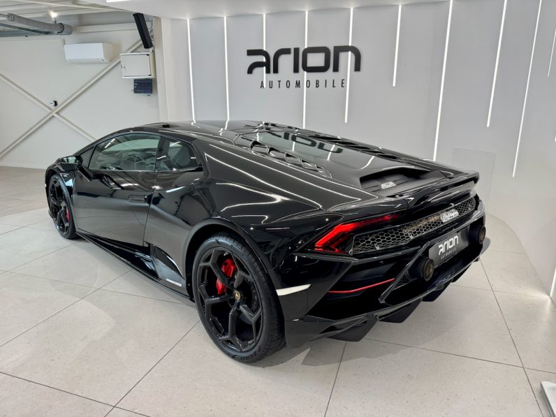 
								LAMBORGHINI HURACAN 5.2 V10 LP 640-4 EVO full									