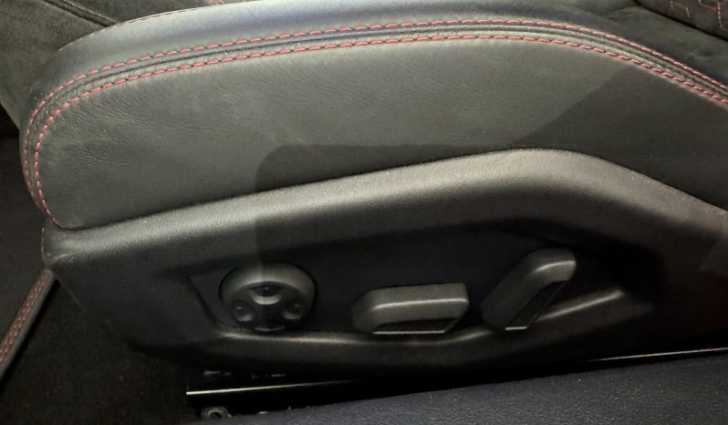 
								LAMBORGHINI HURACAN 5.2 V10 LP 640-4 EVO full									