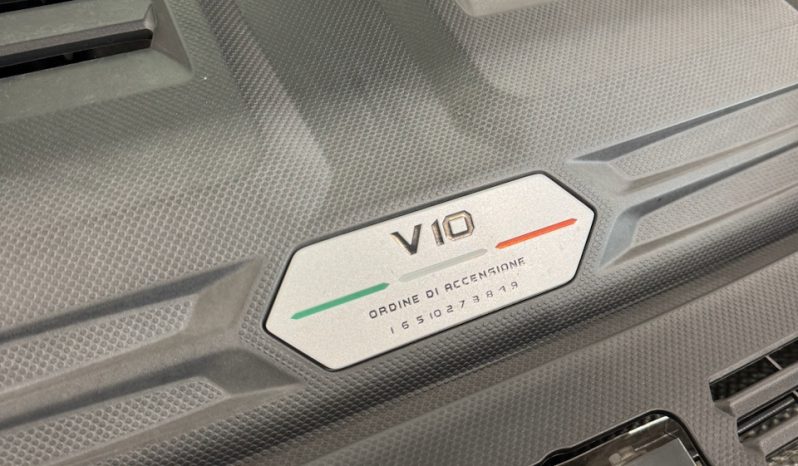 
								LAMBORGHINI HURACAN 5.2 V10 LP 640-4 EVO full									