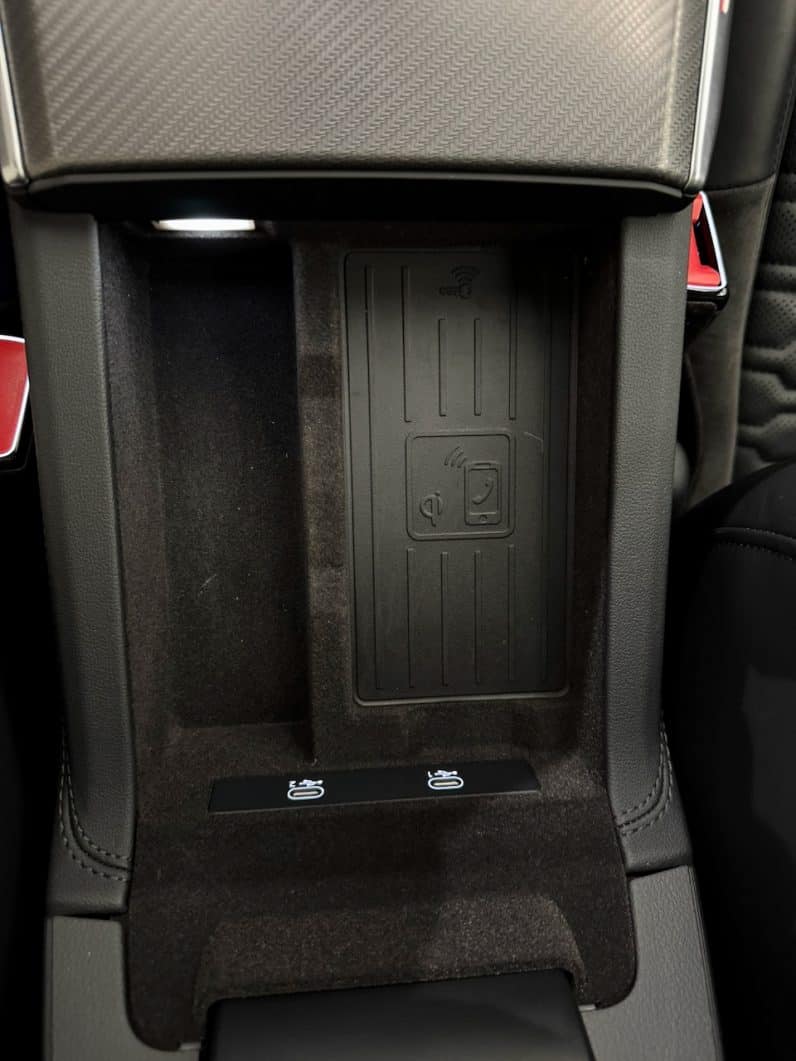 
								AUDI RS6 IV 4.0 TFSI 600 CH QUATTRO TIPTRONIC 8 full									