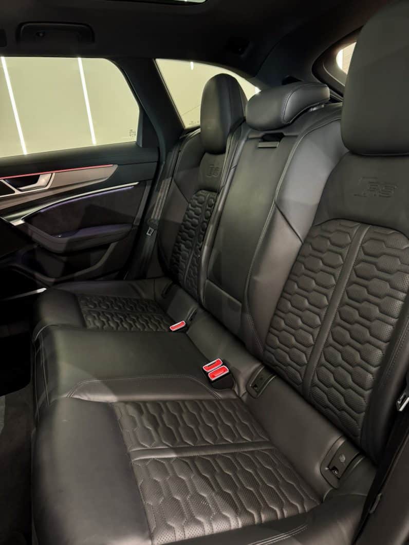 
								AUDI RS6 IV 4.0 TFSI 600 CH QUATTRO TIPTRONIC 8 full									