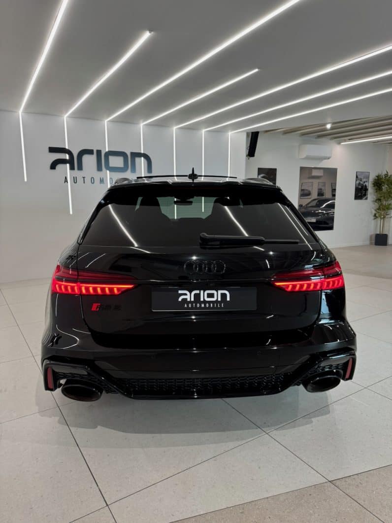 
								AUDI RS6 IV 4.0 TFSI 600 CH QUATTRO TIPTRONIC 8 full									