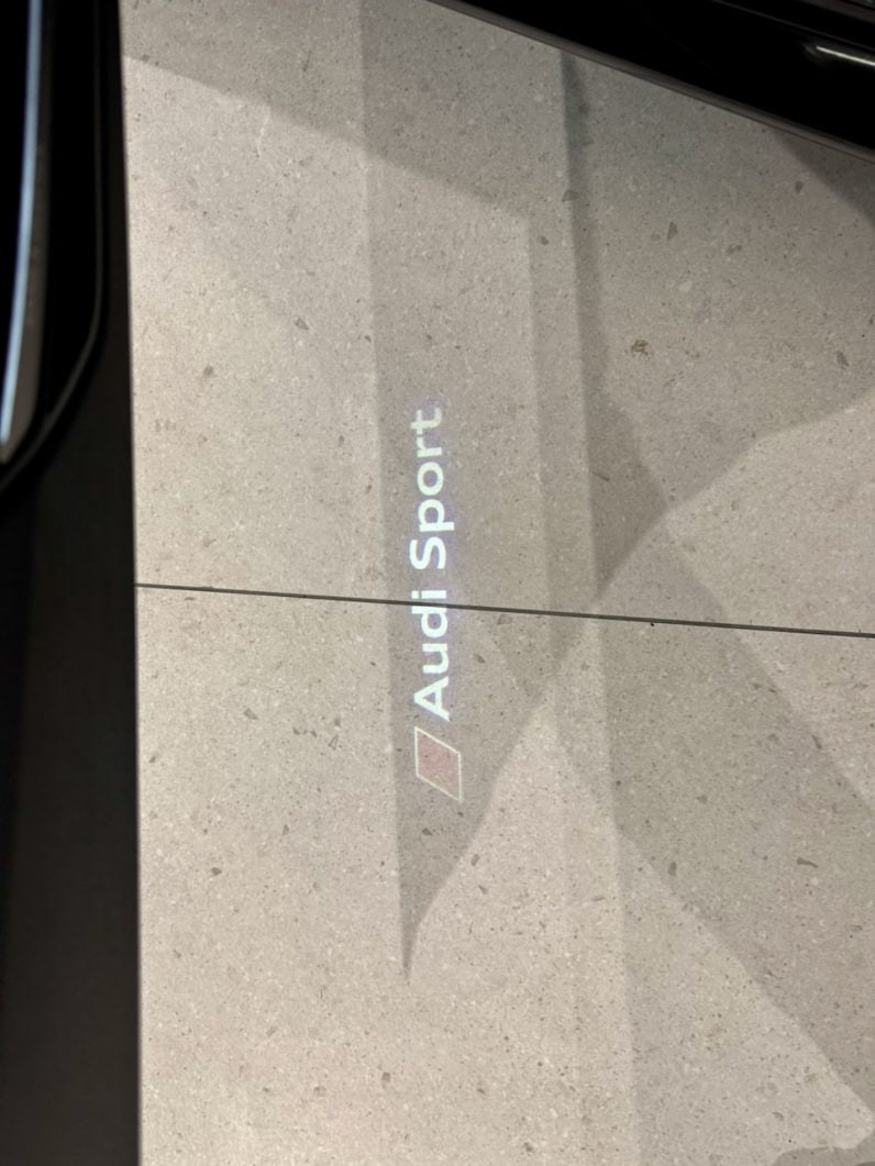 
								Audi rs4 v (2) avant v6 2.9 tfsi 450 ch quattro tiptronic full									