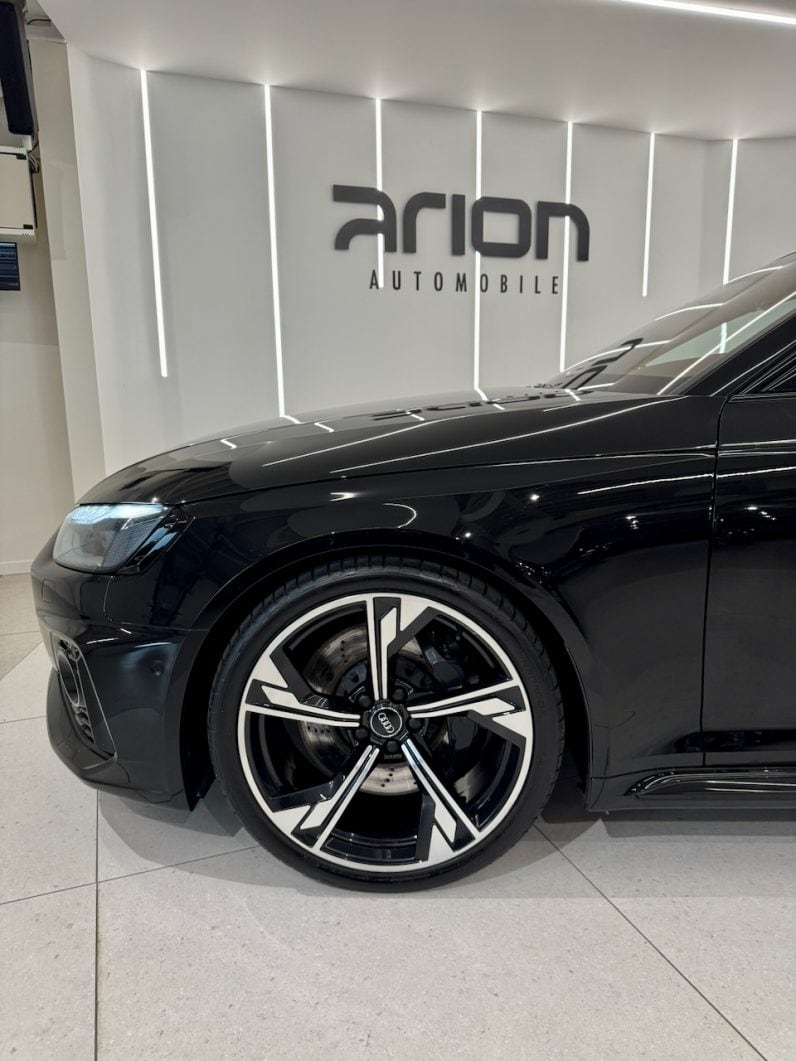 
								Audi rs4 v (2) avant v6 2.9 tfsi 450 ch quattro tiptronic full									