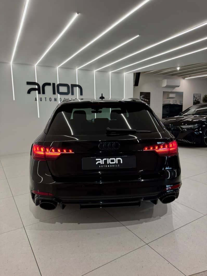 
								Audi rs4 v (2) avant v6 2.9 tfsi 450 ch quattro tiptronic full									