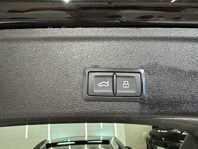 
								Audi rs4 v (2) avant v6 2.9 tfsi 450 ch quattro tiptronic full									