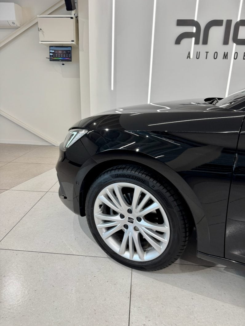 
								Seat Leon 1.0 ETSI MILD HYBRIDE 110 CV URBAN full									