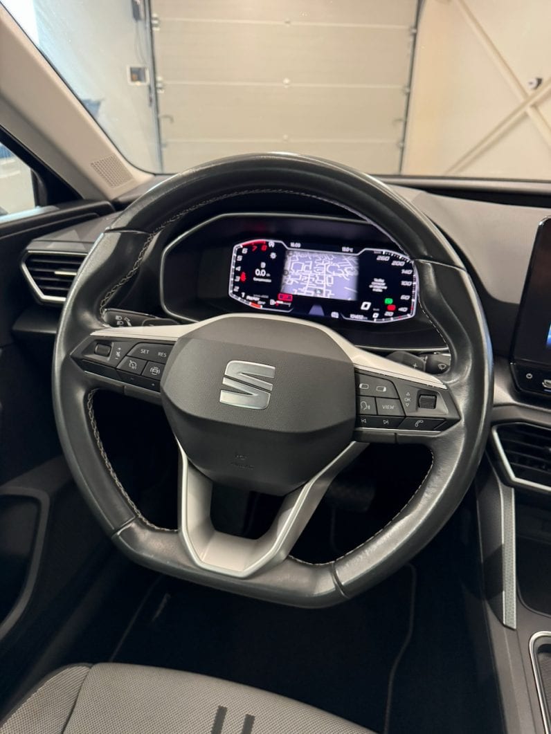 
								Seat Leon 1.0 ETSI MILD HYBRIDE 110 CV URBAN full									