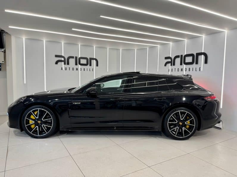 
								PORSCHE PANAMERA SPORT TURISMO TURBO S E-HYBRID 4.0 V8 PDK8 700 CH full									