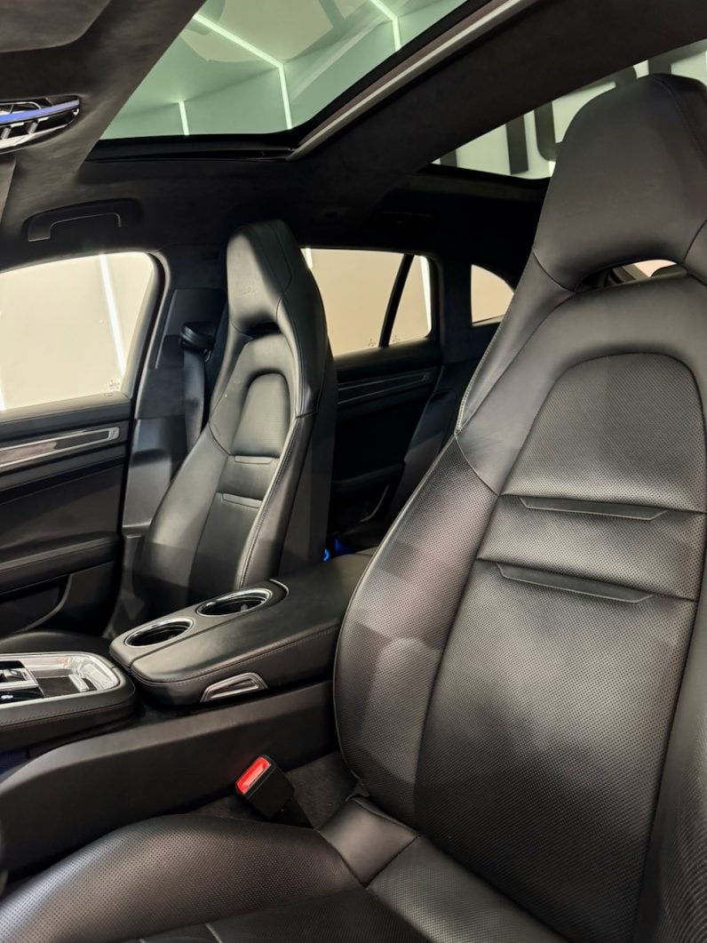 
								PORSCHE PANAMERA SPORT TURISMO TURBO S E-HYBRID 4.0 V8 PDK8 700 CH full									